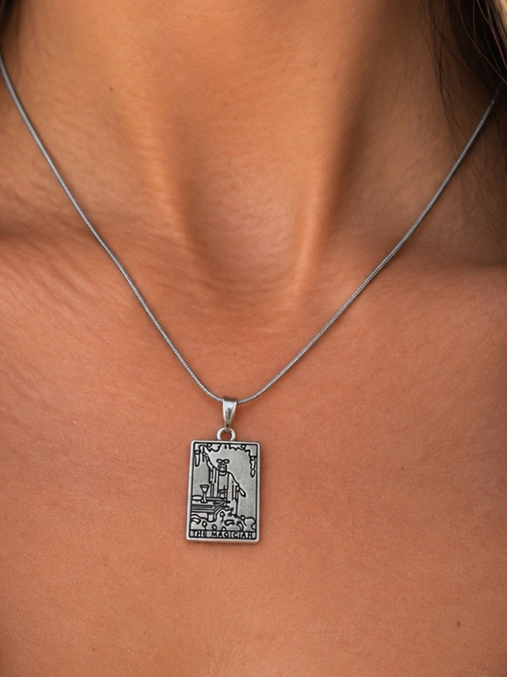 ๐ฎ Tarot Card Necklace - The Magician